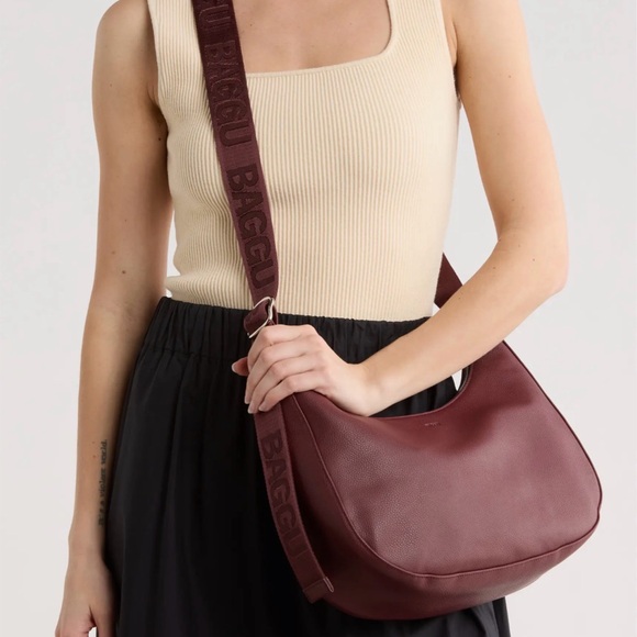 BAGGU Medium Recycled Leather Crescent Shoulder Bag Mahogany Burgundy NWT - Picture 3 of 14